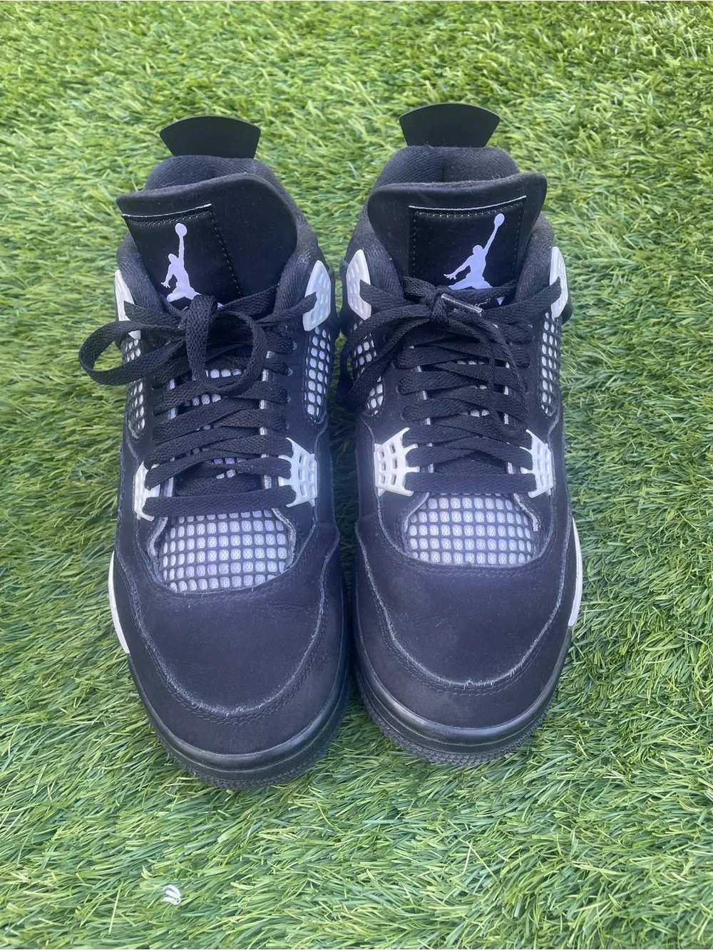 Authentic Jordan Air Jordan 4 Retro Size 9 White Thunder